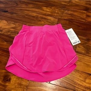 NWT Lululemon Hotty hot high rise skirt sonic pink